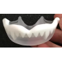 Protector Bucal para Hockey Colmillos Transparente-Blanco