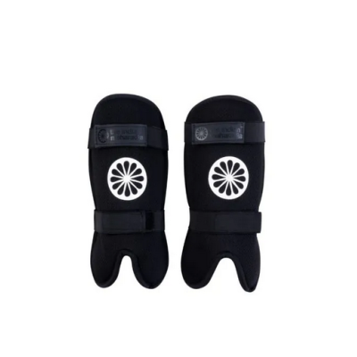 Espinilleras Hockey Indian Maharadja Y40JR Negras